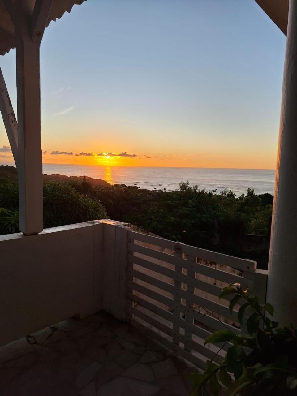 Vila Domaine Des Tourterelles Capesterre Exteriér fotografie